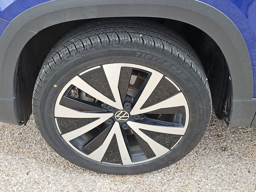2024 Volkswagen Taos SE