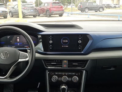 2024 Volkswagen Taos SE