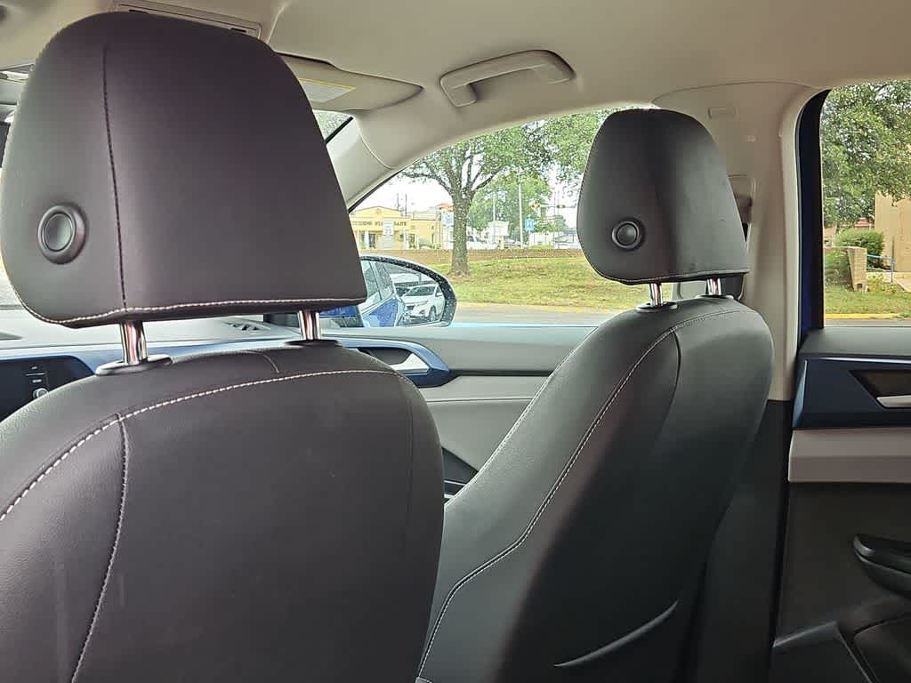 2024 Volkswagen Taos SE