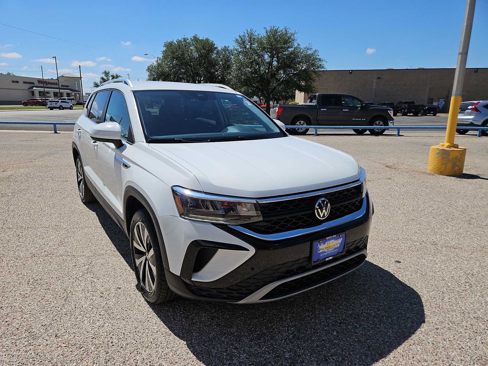 2024 Volkswagen Taos SE