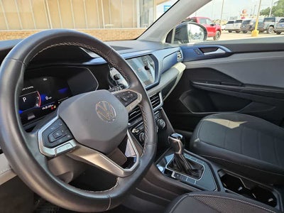 2024 Volkswagen Taos SE