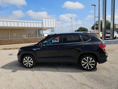 2024 Volkswagen Taos SE