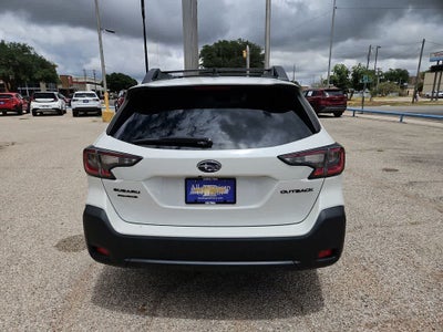 2023 Subaru Outback Premium