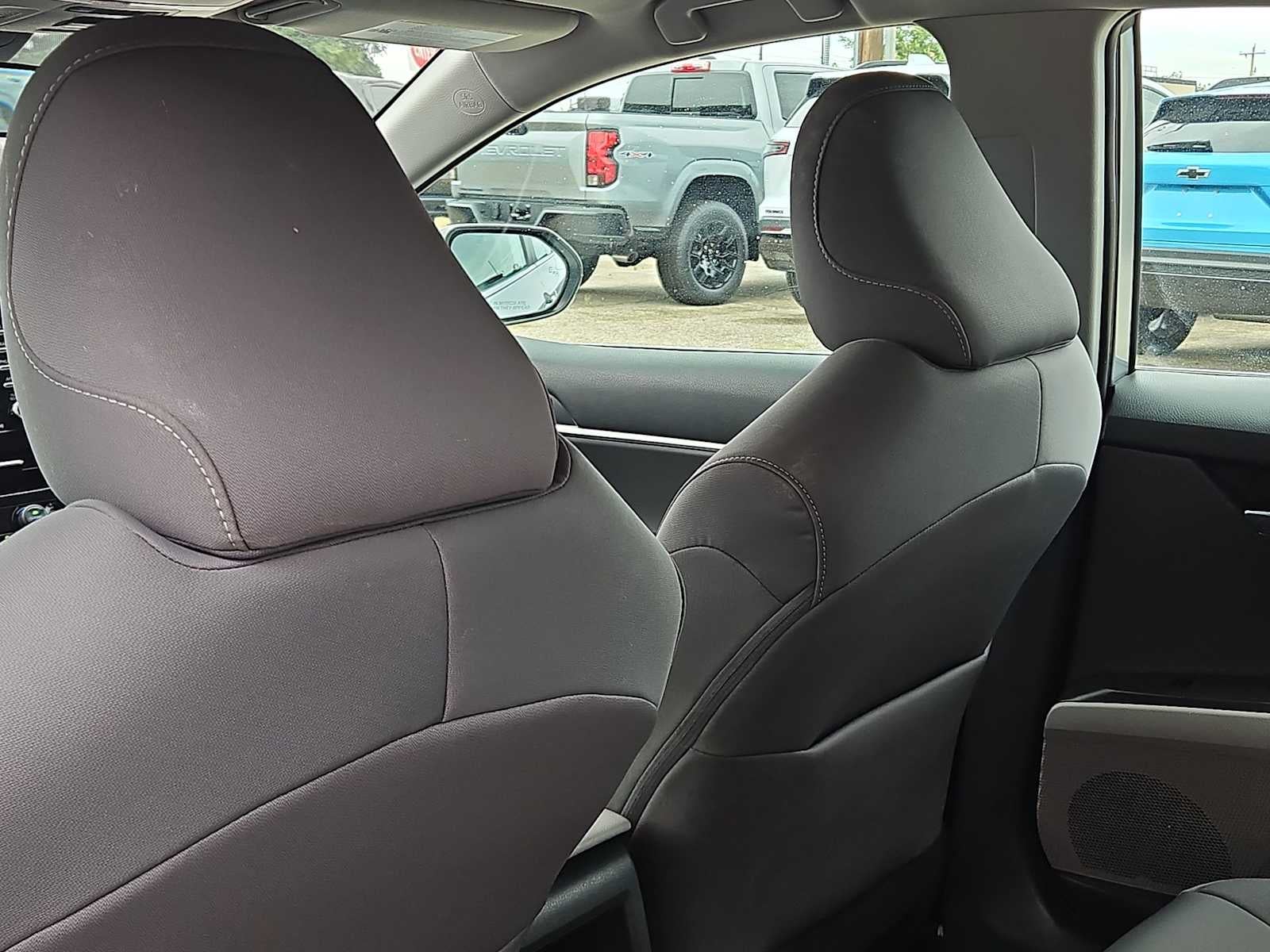2022 Toyota Camry Hybrid LE