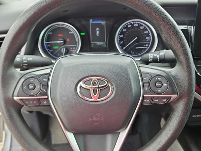 2022 Toyota Camry Hybrid LE