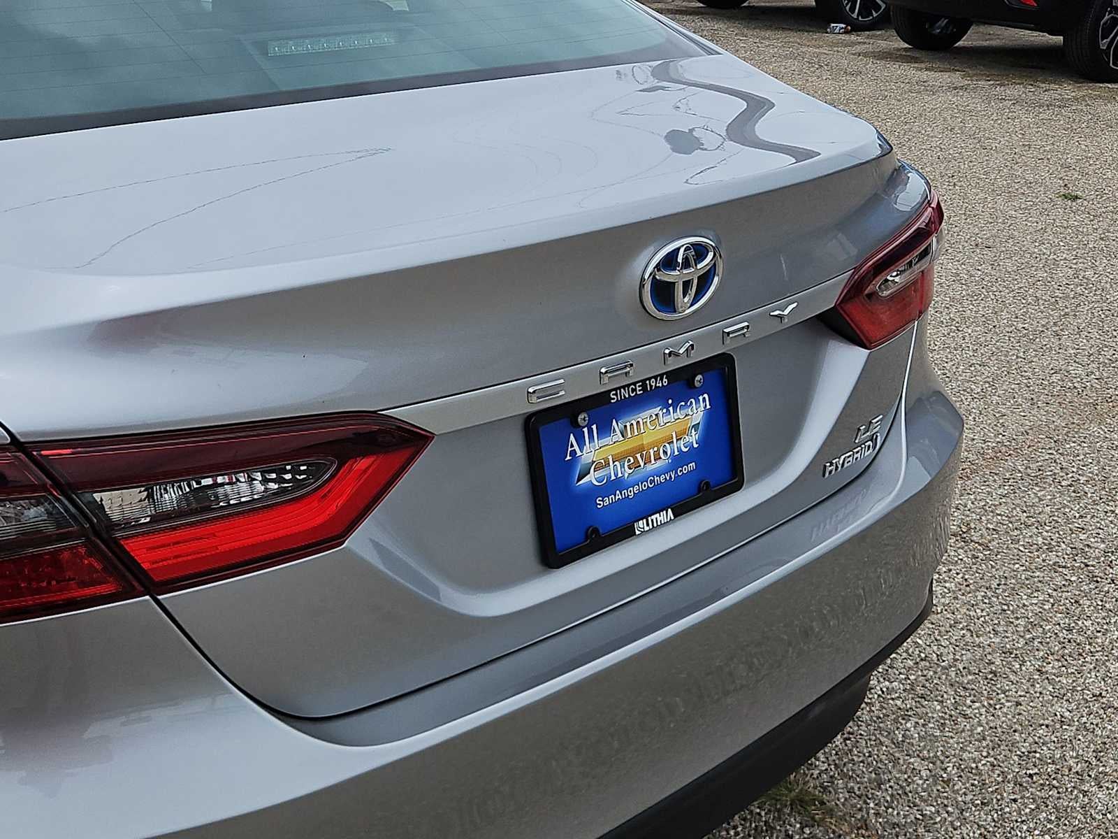 2022 Toyota Camry Hybrid LE