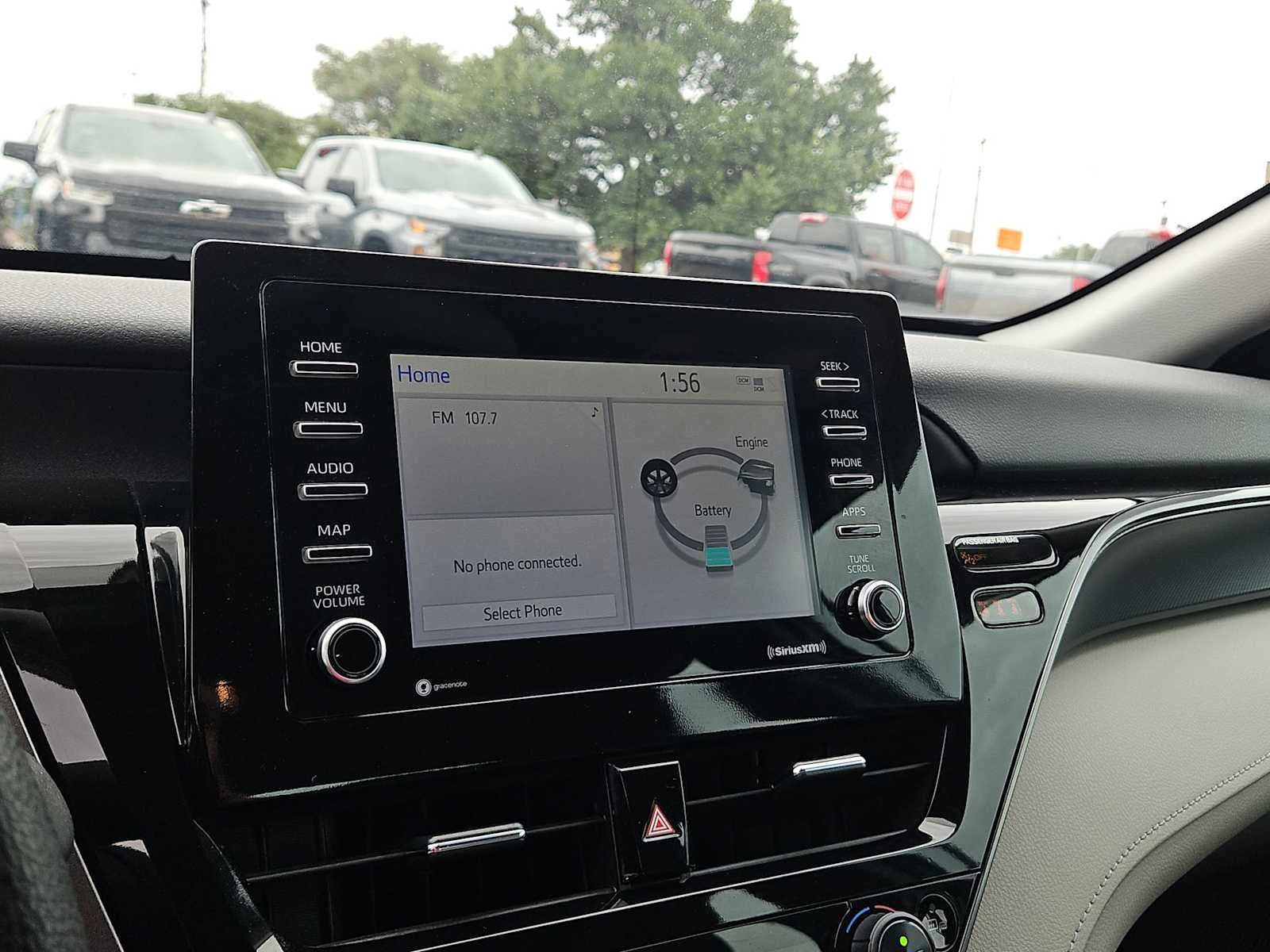 2022 Toyota Camry Hybrid LE