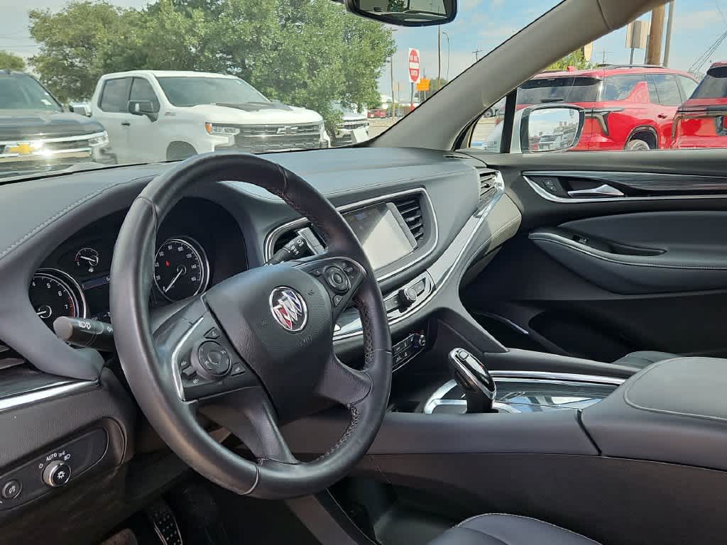 2021 Buick Enclave Essence