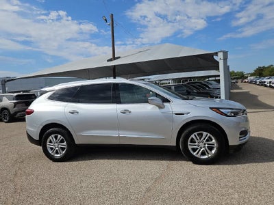 2021 Buick Enclave Essence