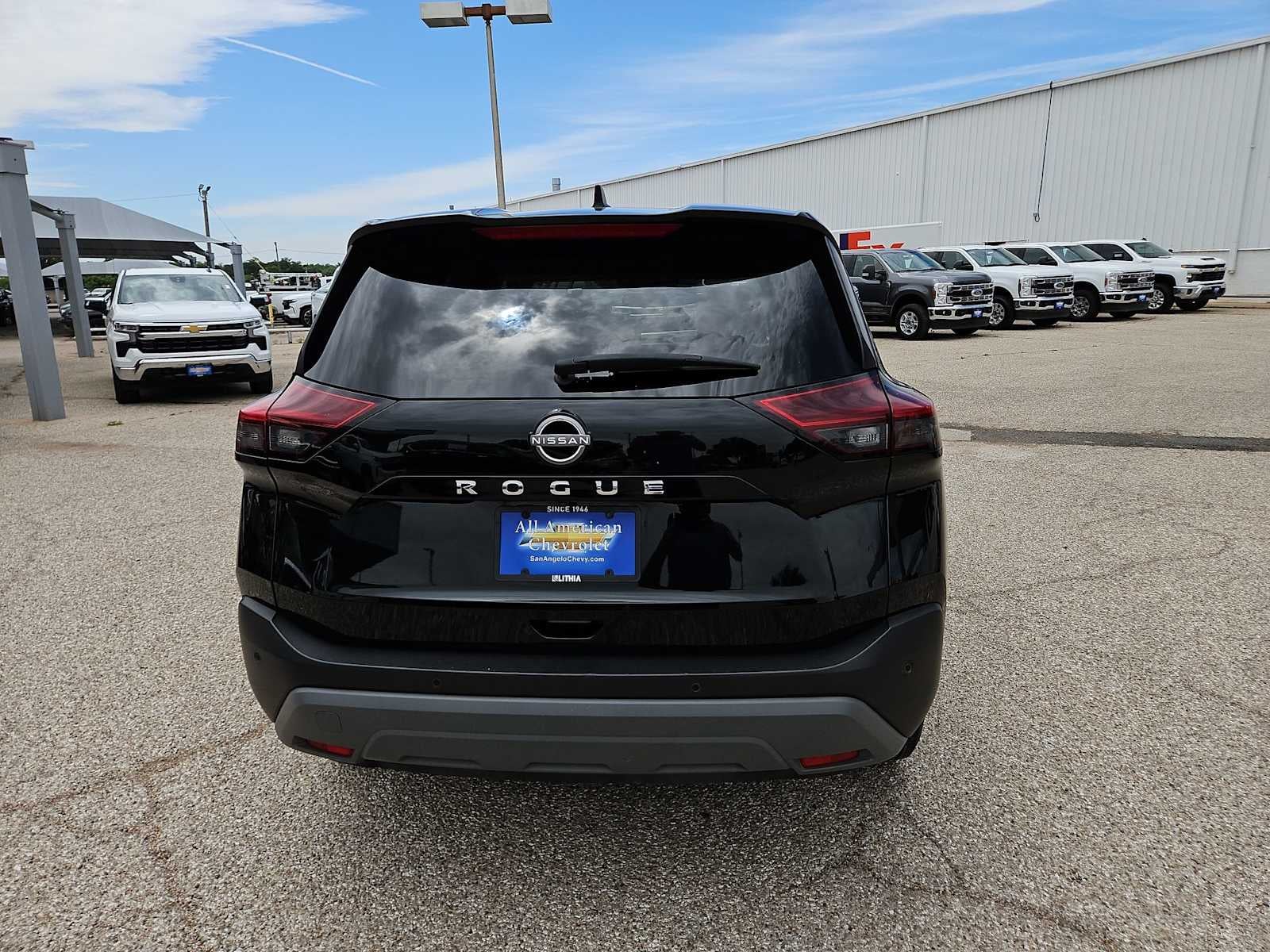 2023 Nissan Rogue S