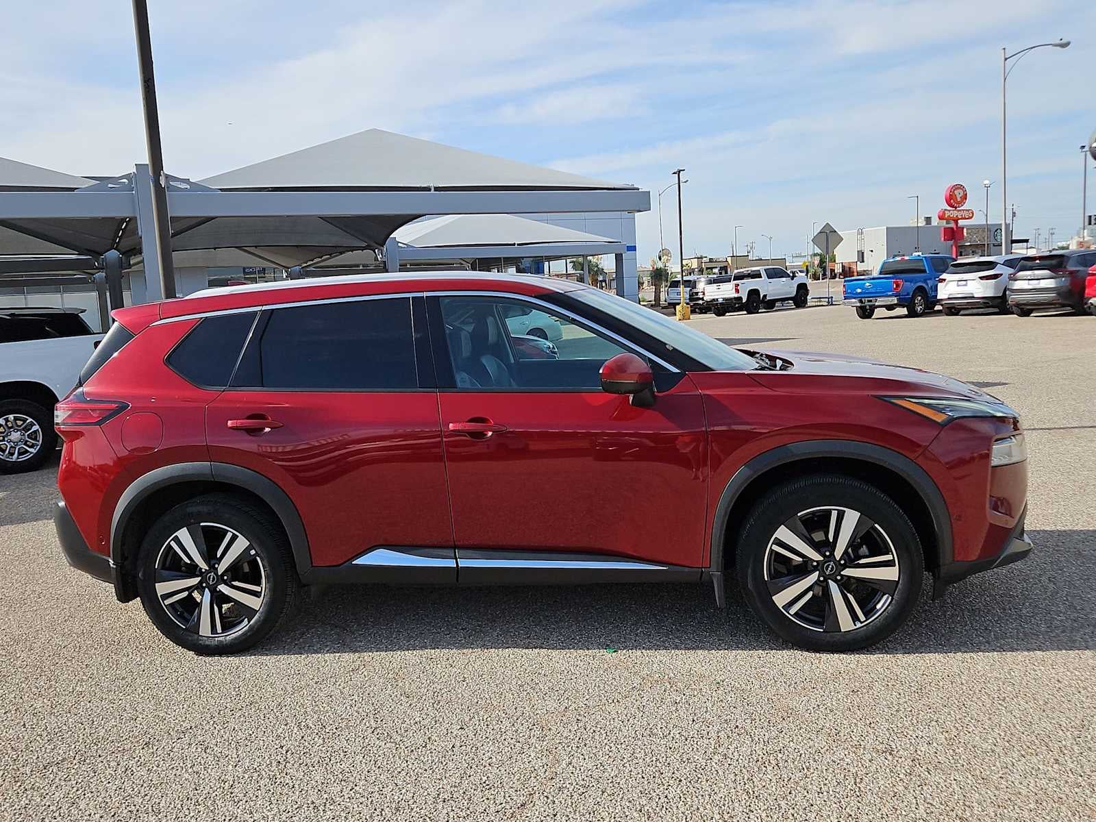 2023 Nissan Rogue SL