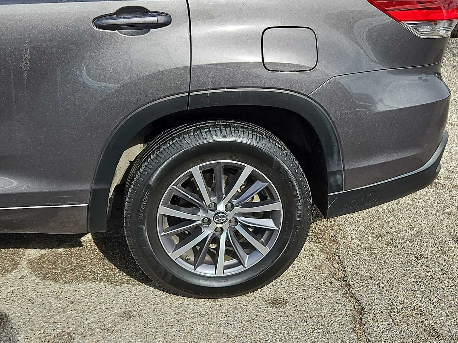 2018 Toyota Highlander SE