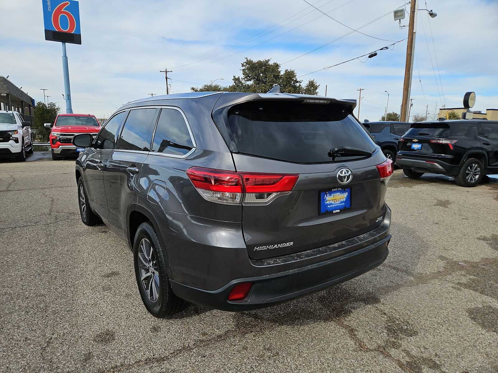 2018 Toyota Highlander SE