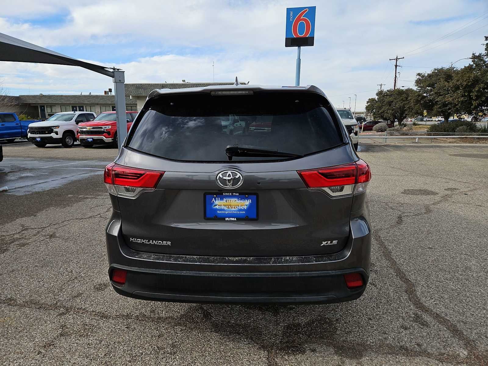 2018 Toyota Highlander SE