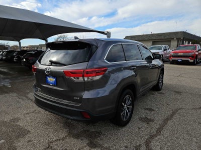 2018 Toyota Highlander SE