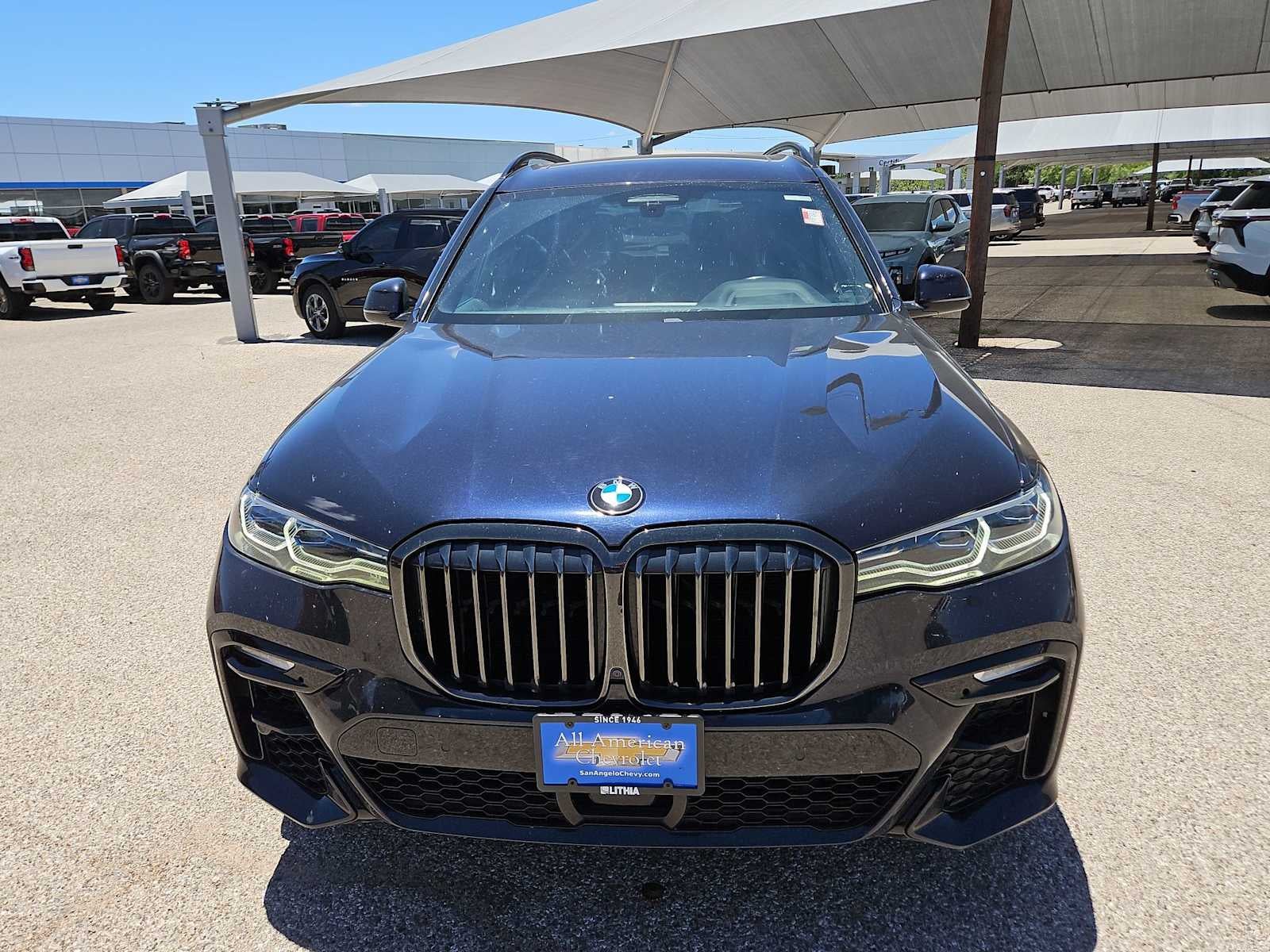 2022 BMW X7 M50i