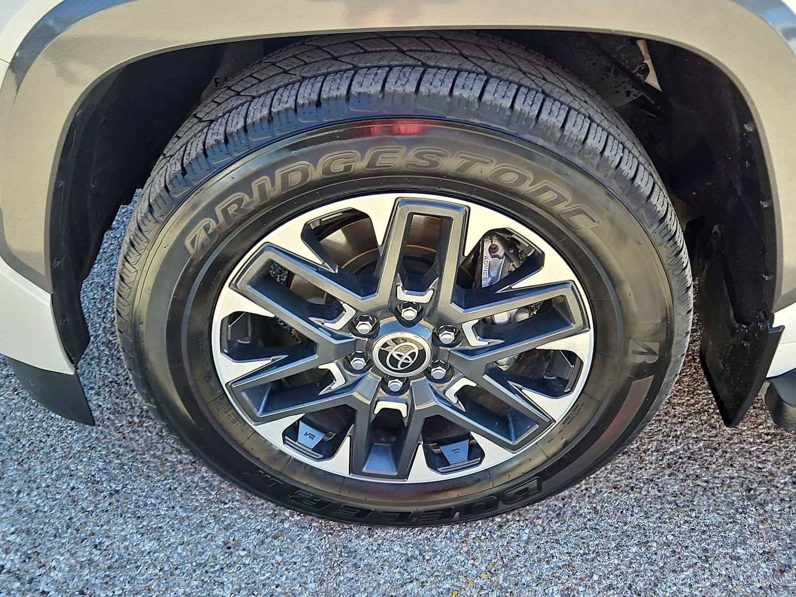 2024 Toyota Sequoia SR5