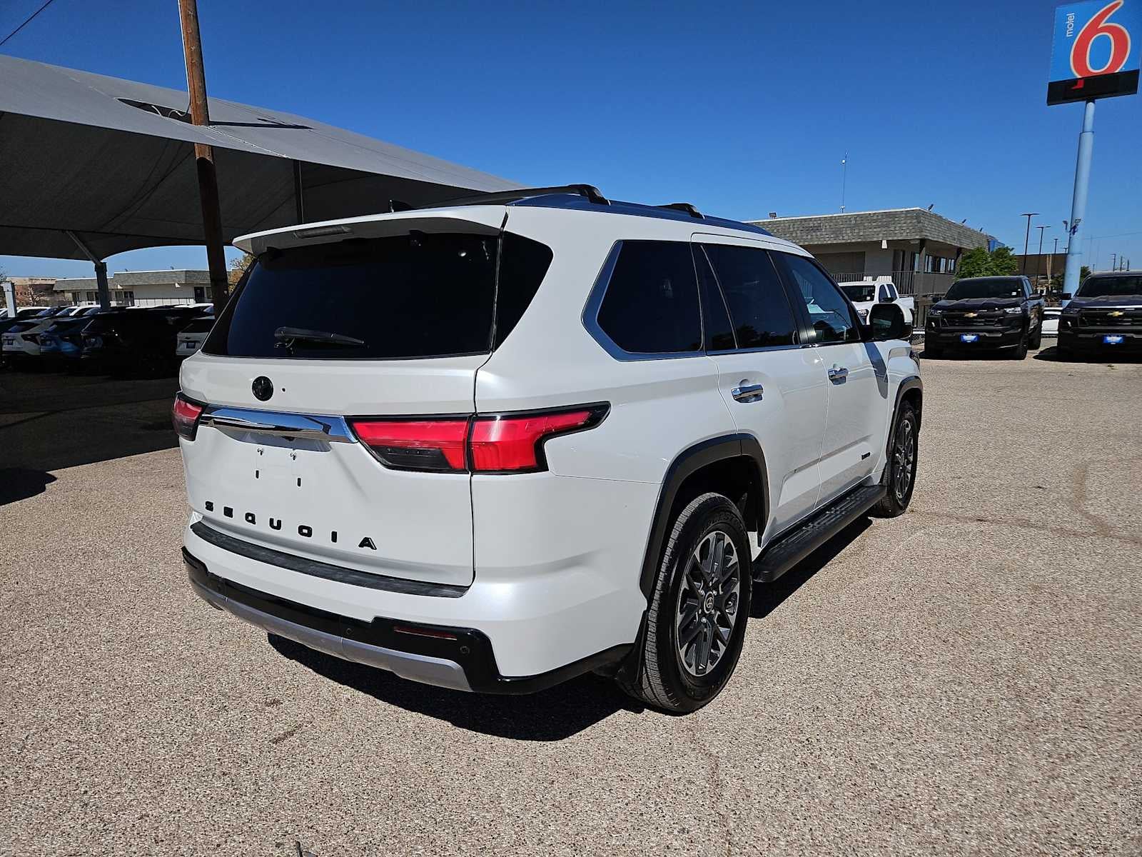 2024 Toyota Sequoia SR5