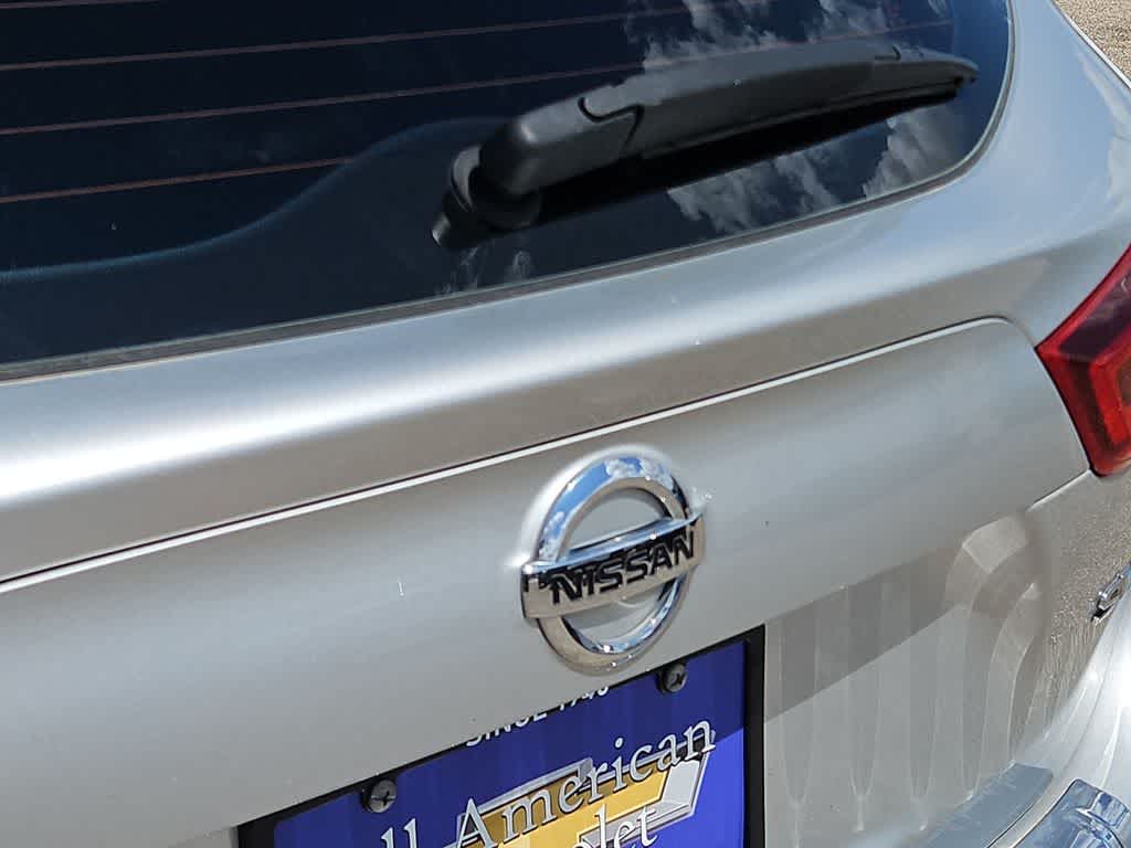 2022 Nissan Rogue Sport SV