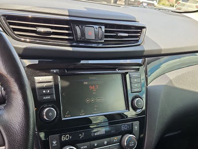 2022 Nissan Rogue Sport SV