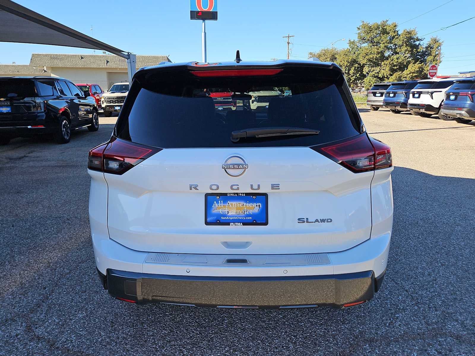 2024 Nissan Rogue SL