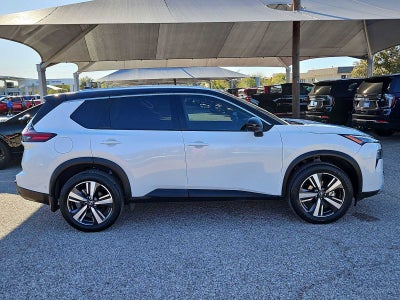 2024 Nissan Rogue SL