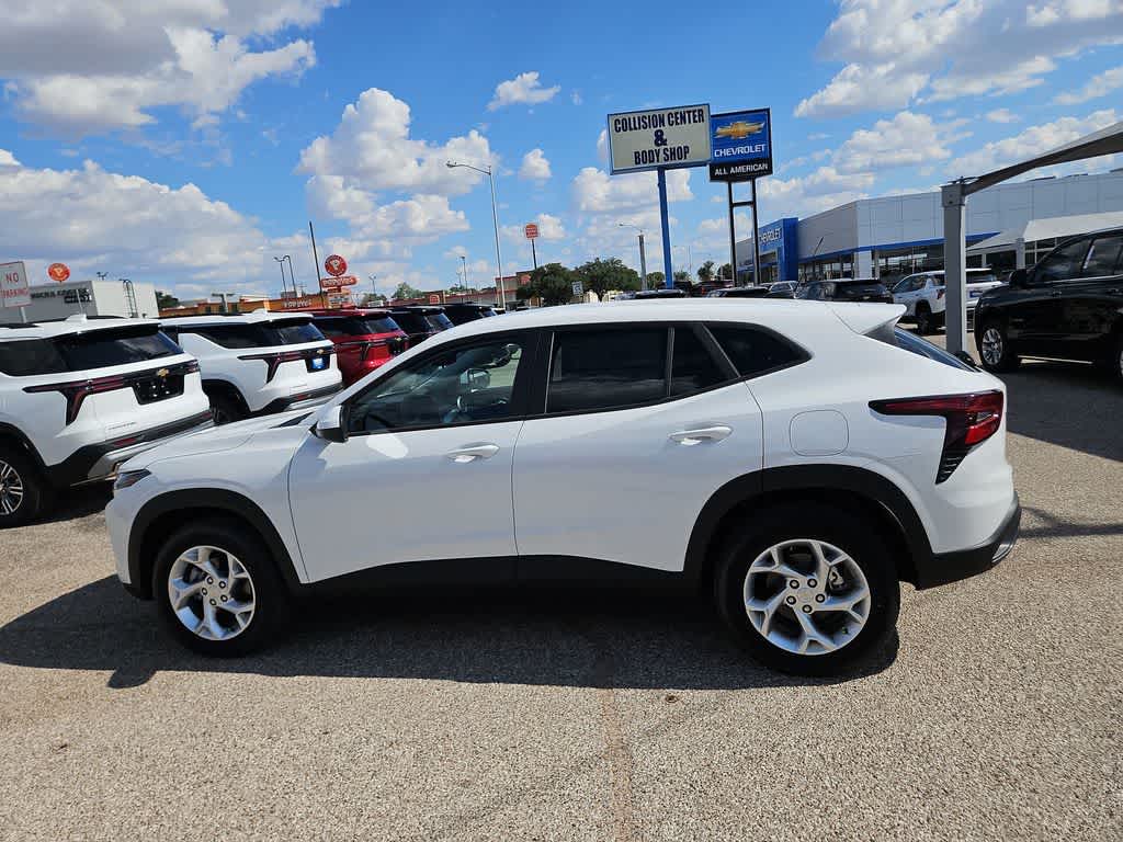 2026 Chevrolet Trax LS