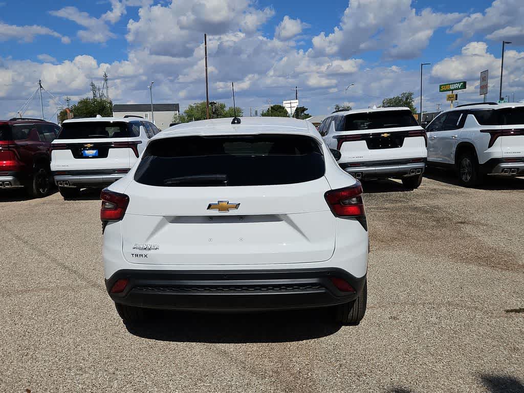 2026 Chevrolet Trax LS