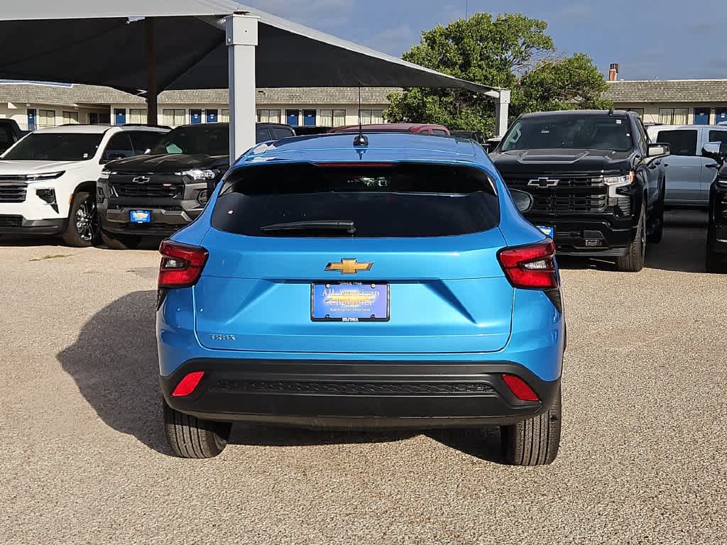 2026 Chevrolet Trax LS