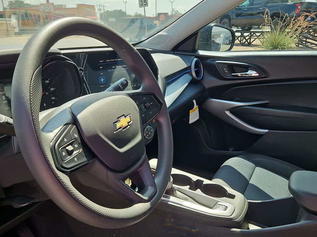 2026 Chevrolet Trax LS - Photo 10