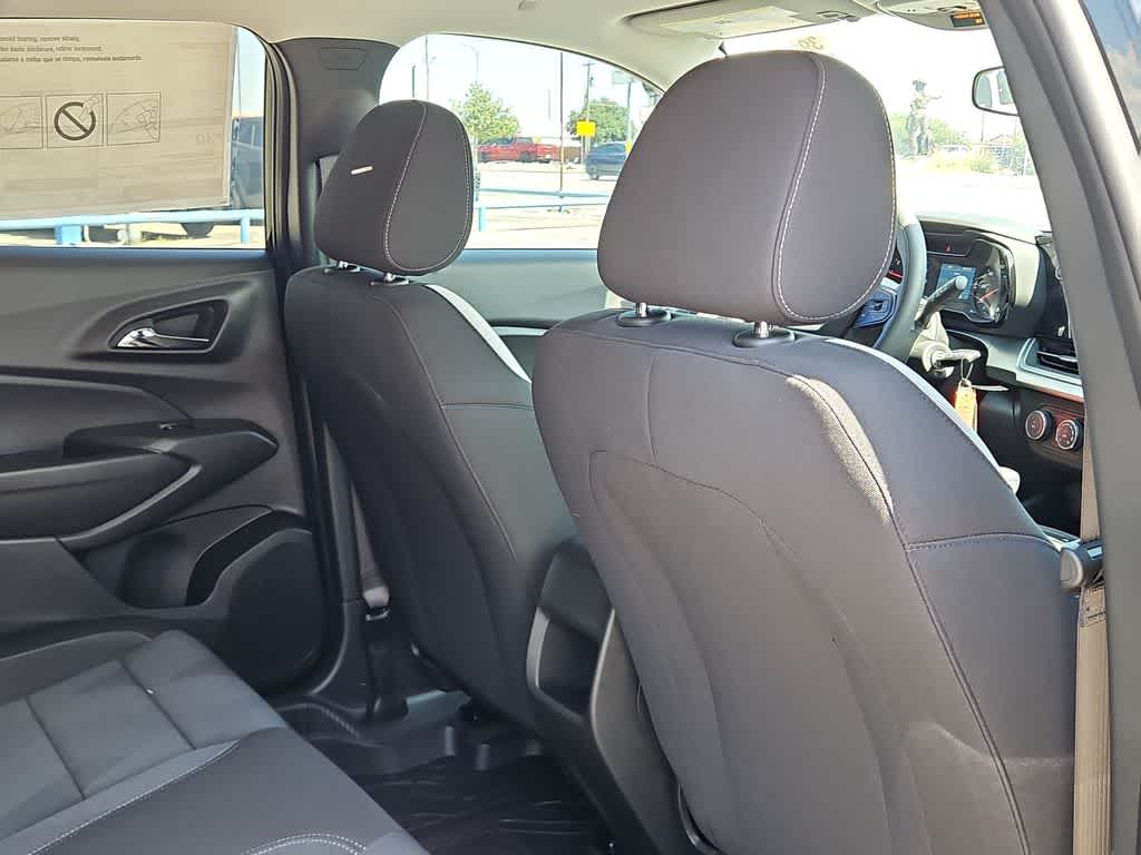 2026 Chevrolet Trax LS - Photo 17