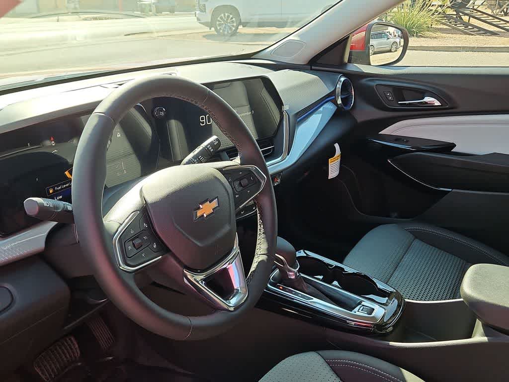 2026 Chevrolet Trax LT - Photo 10