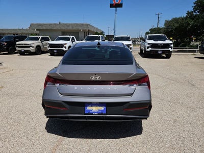 2024 Hyundai Elantra SEL