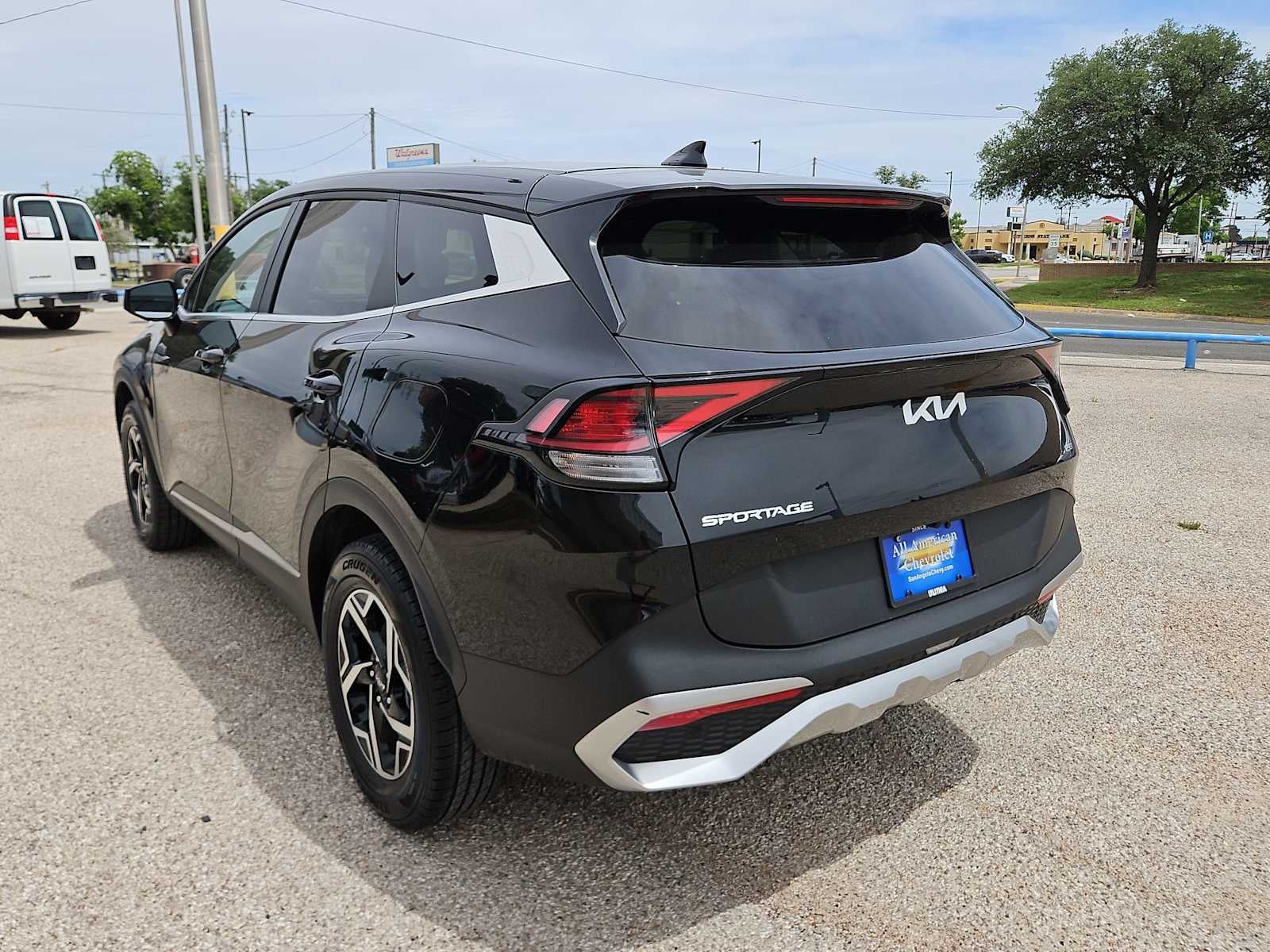 2024 Kia Sportage LX