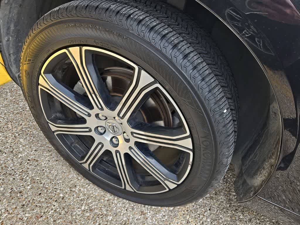 2019 Volvo XC60 Inscription