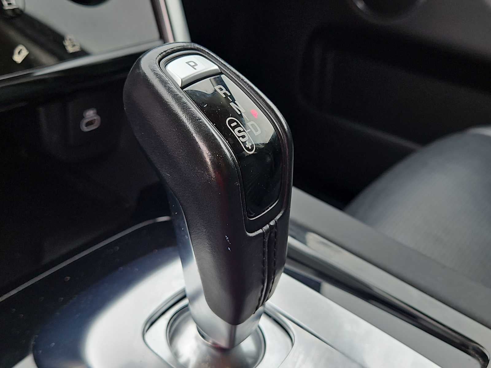 2022 Land Rover Discovery Sport S