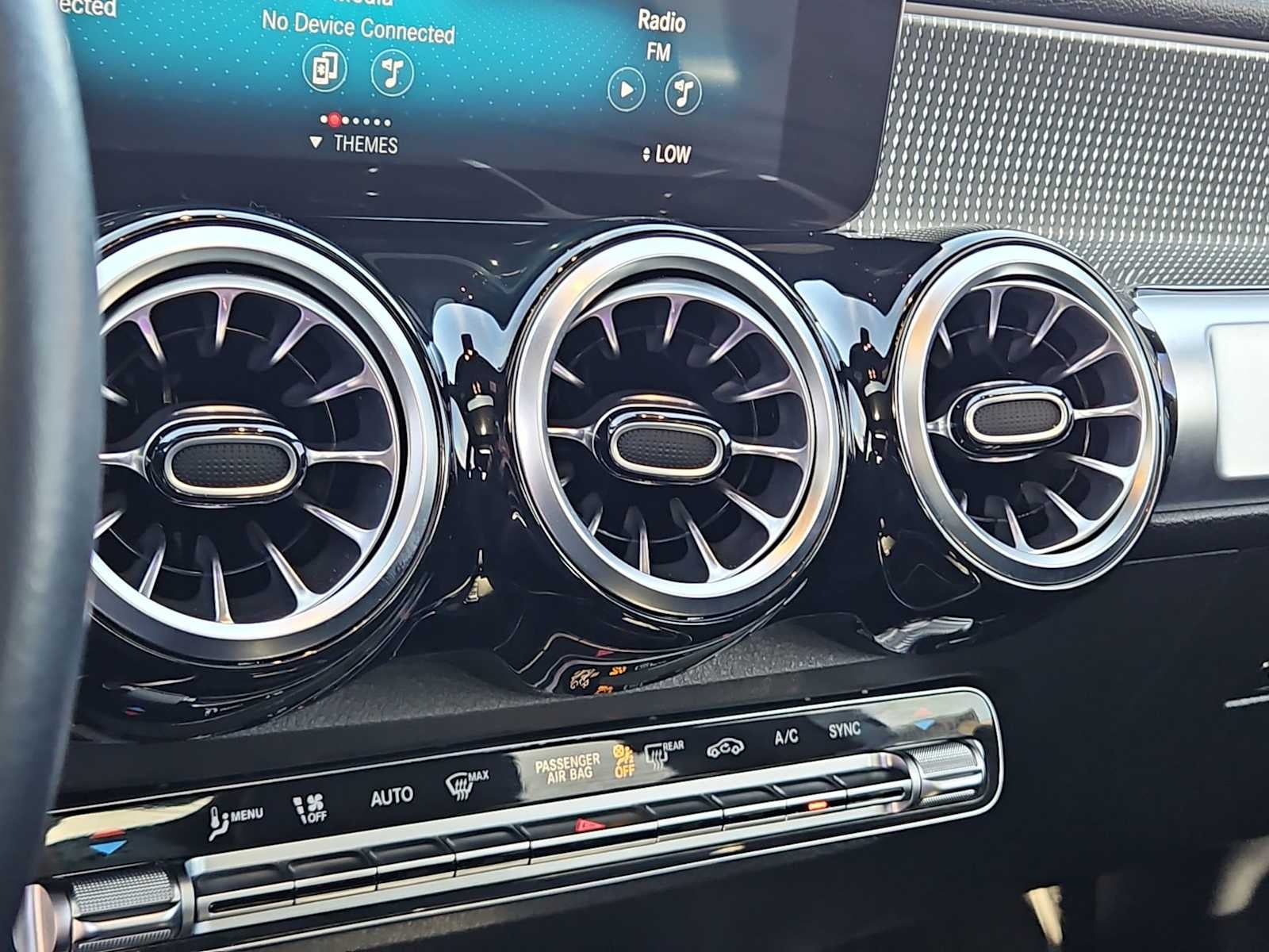 2022 Mercedes-Benz GLB GLB 250