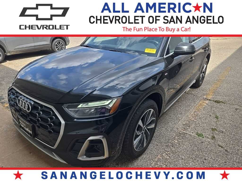 2023 Audi Q5 45 Premium Plus's photo