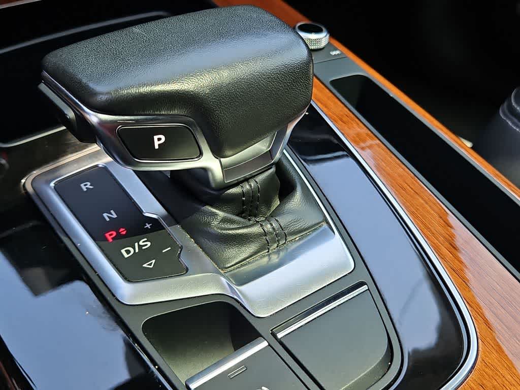 2023 Audi Q5 S line Premium Plus